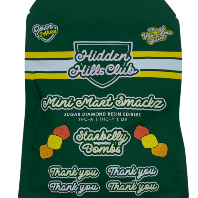 A green-colored pouch of Starberry flavored Mini Mart Smackz Sugar Diamond Resin 3000mg Edibles from Hidden Hills Club.